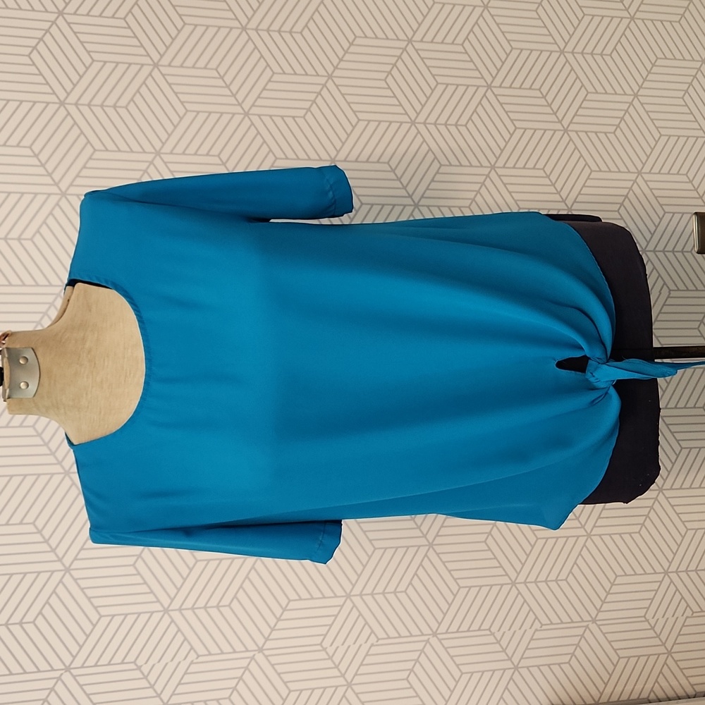 Rachel Zoe Ocean Blue Short-Sleeved Blouse Top with Knot | Women's Size Medium